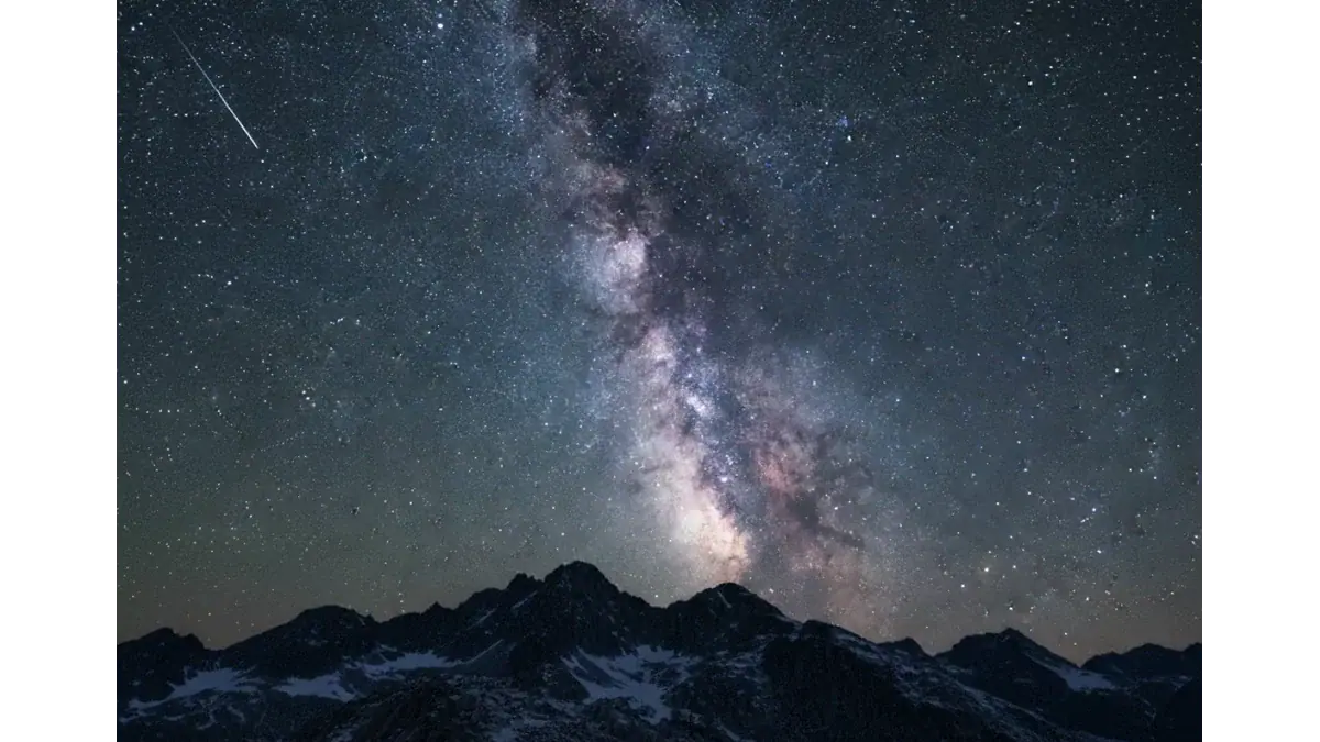Dream Interpretation of Stars: Guidance and Ambition